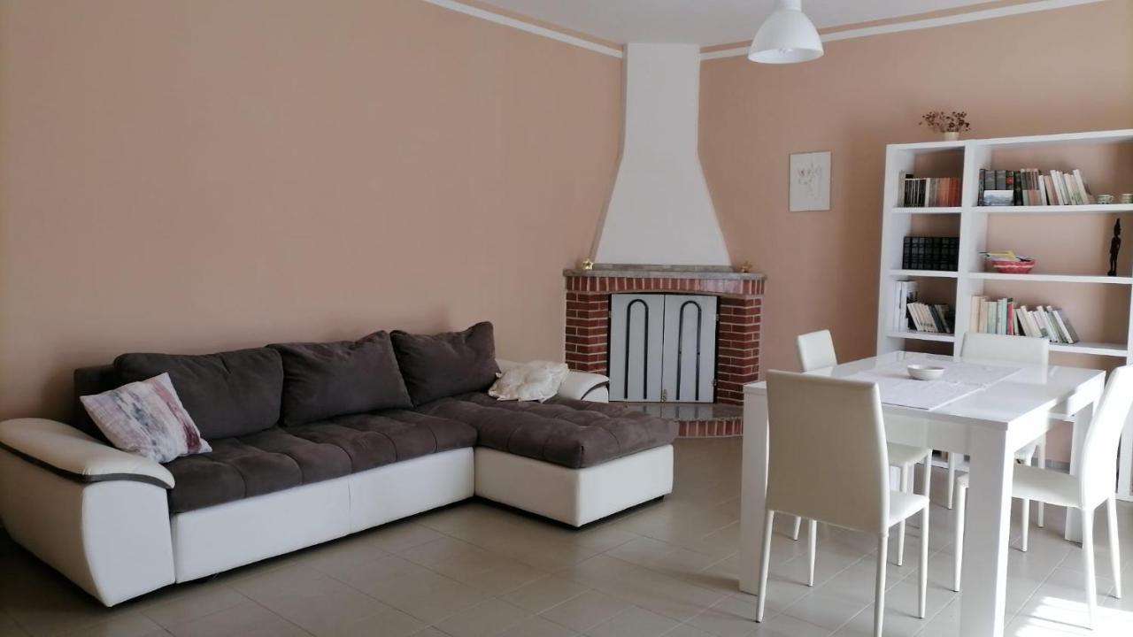 Casa Vacanze "Ellen" Bianchi Luaran gambar